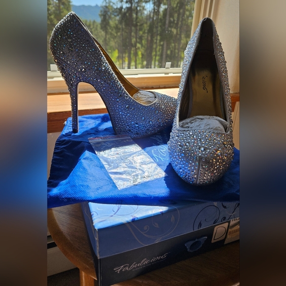 Fabulocious - Picture 4 of 6